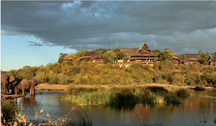 A breathtaking African lodge in Zimbabwe 
