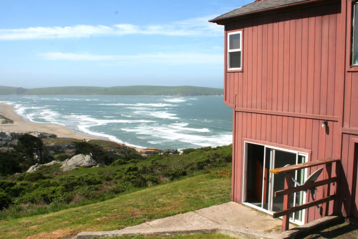 Seaside Cabin Rental with Hot Tub Perfect for Glamping in Northern California