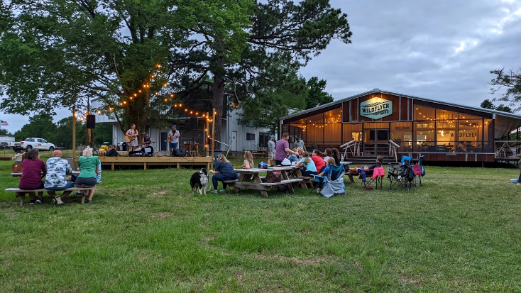 Wildflyer Mead tasting room on BeeWeaver Honey Farm, Lynn Grove Texas