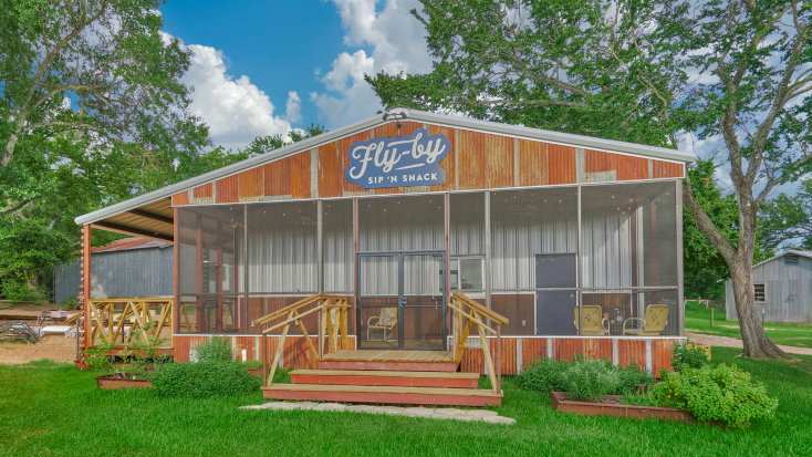 Satisfy your sweet tooth at Fly By Sip n Snack at BeeWeaver Honey Farm, Navasota