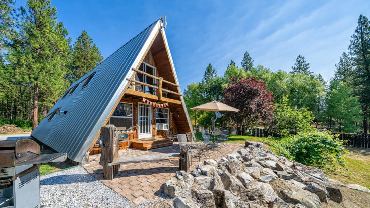 Enjoy a weekend getaway at a riverfront cabin in Northport, Washington