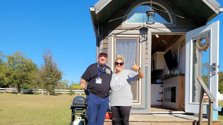 Friends infront of the new tiny house in Georgia