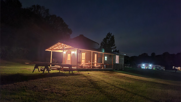 Enjoy this tiny house views of the night sky at Host of the Month for April 2023, Denis and Tom's glamping site in Georgia