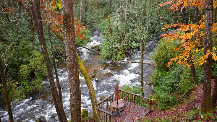 lovely eating area near Pisgah National Forest