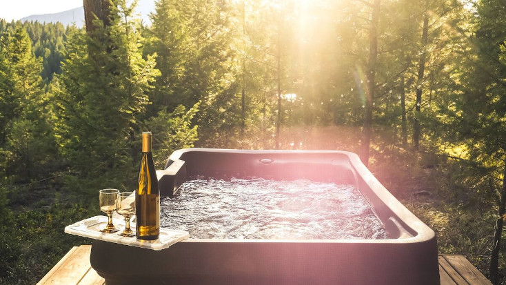 Host of the Month for September 2023, with hot tub glamping in montana